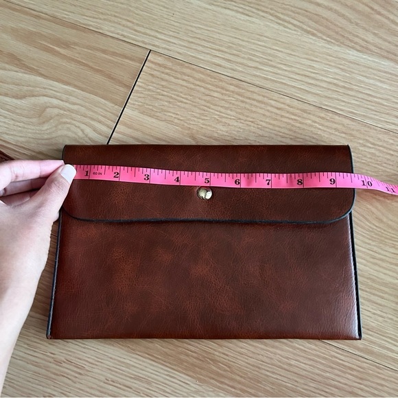 Brown Leather Snap Clutch Wristlet - Picture 6 of 7